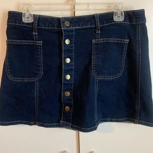 Denim skirt
